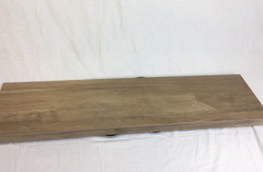 Gradone Lineare a elle effetto legno Brown 30x120 con aletta 5cm.