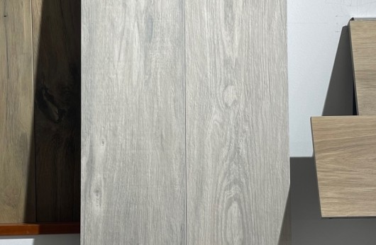 Pavimento in gres porcellanato Effetto legno FORESTA GREY 20x120 1°Scelta  