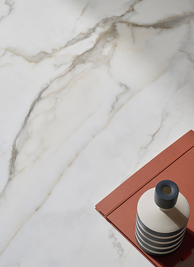 Pavimento e rivestimento in gres porcellanato White Naturale 6 mm serie ROYAL by Saime Ceramica