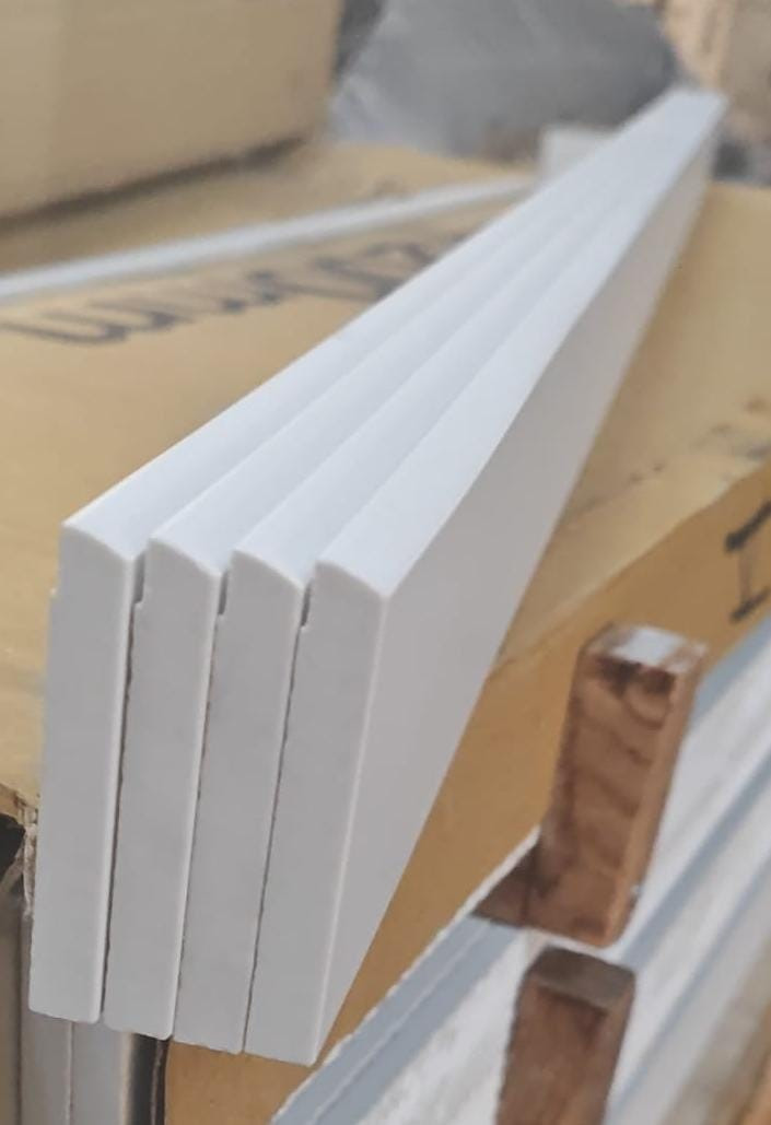 Battiscopa BIANCO RAL 9010 TUTTA MASSA 