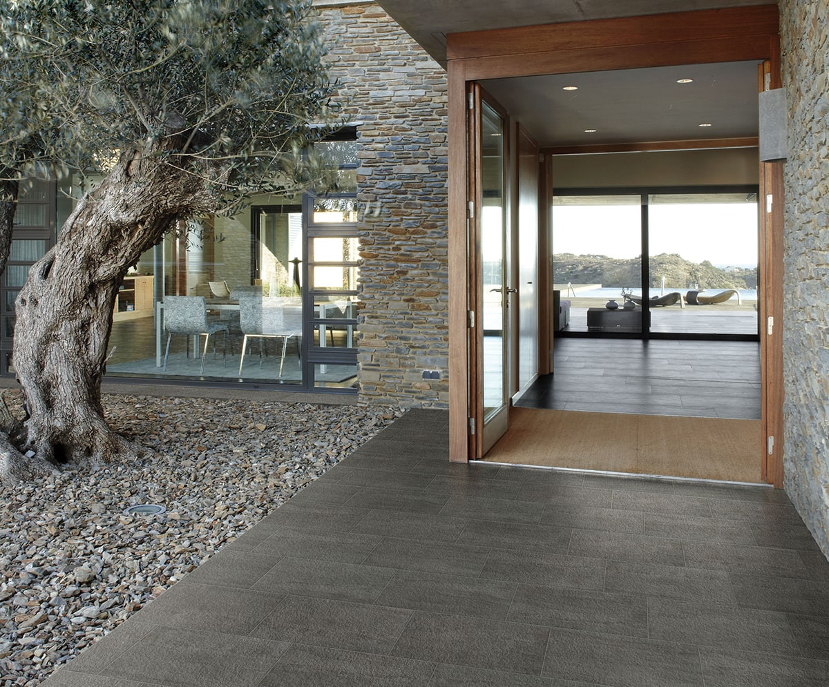 Pavimento e rivestimento in gres porcellanato Grigio Naturale serie Kaleido by Saime Ceramica