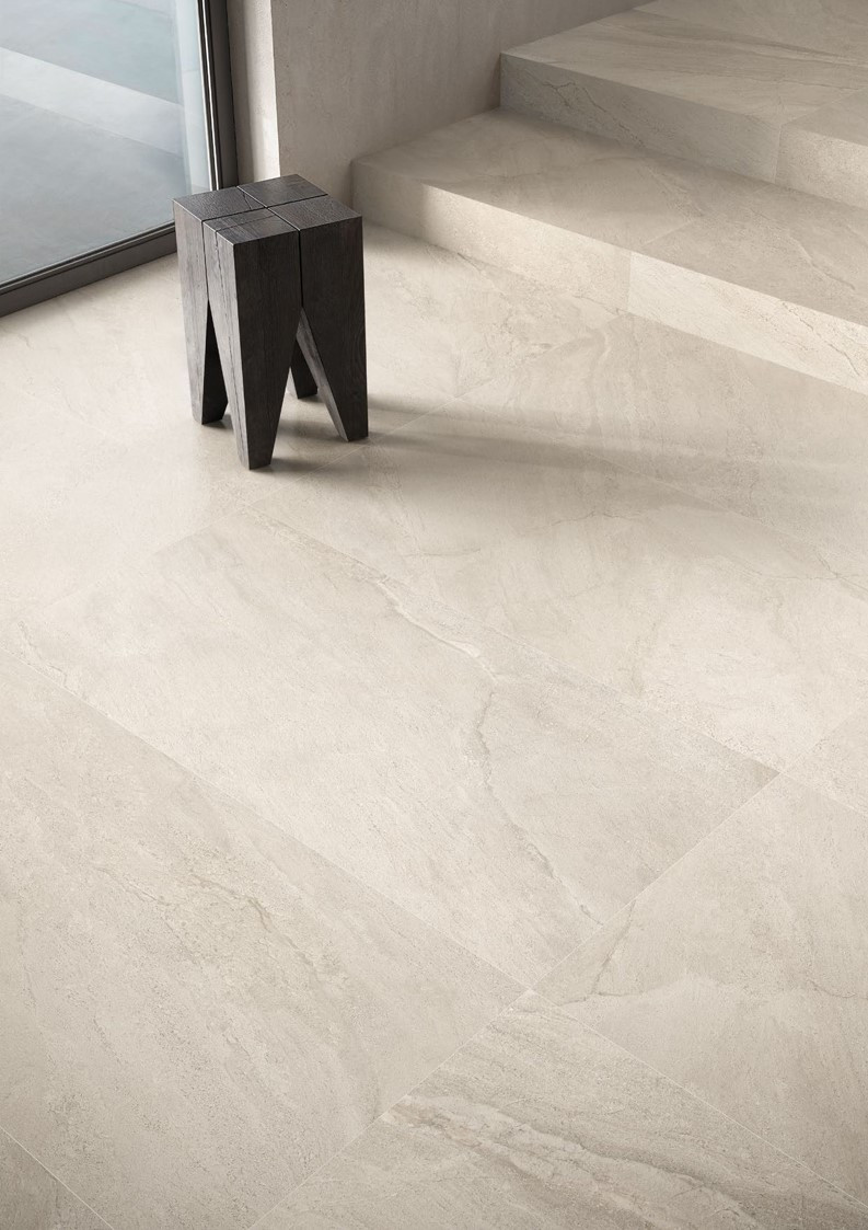 Pavimento e rivestimento in gres porcellanato serie Pietra di Orosei Grigio Conchiglia by Provenza