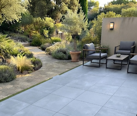 Pavimento in gres porcellanato effetto pietra grigio scuro 90x90 R11 per esterno 1°scelta