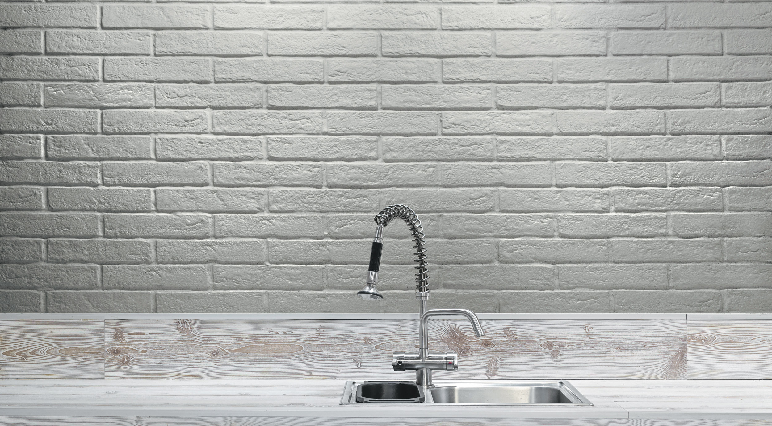 Rivestimento in gres porcellanato smaltato brick generation colore GREY serie NEW YORK by Ceramica Rondine
