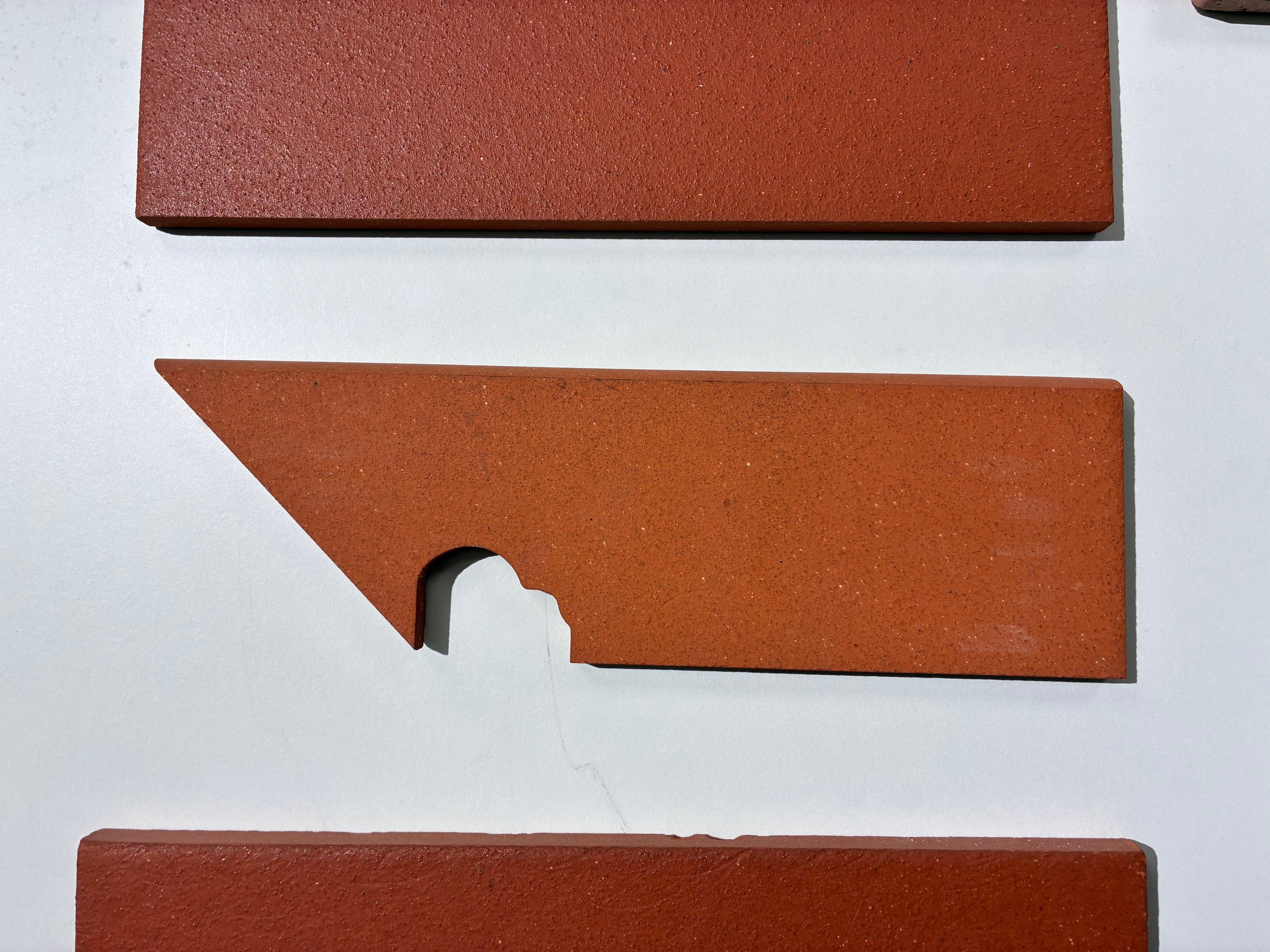 Battiscopa per gradino in cotto naturale DX/SX