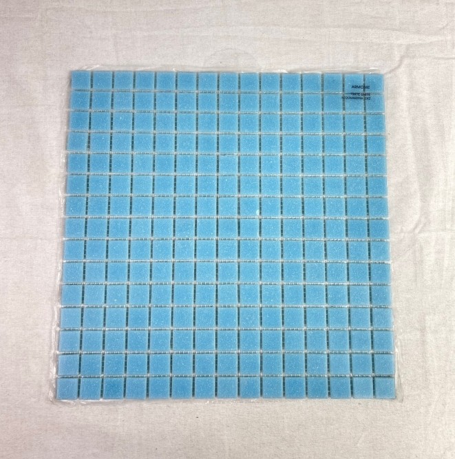 Mosaico in fibra di vetro ACQUAMARINA 30x30 spessore 4 mm