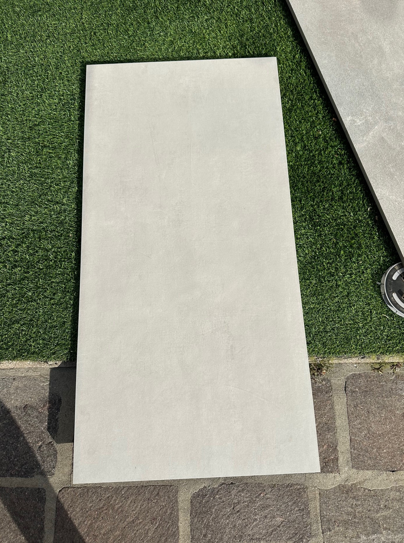 Pavimento in gres porcellanato galleggiante Fabric White 60x120 Del Conca