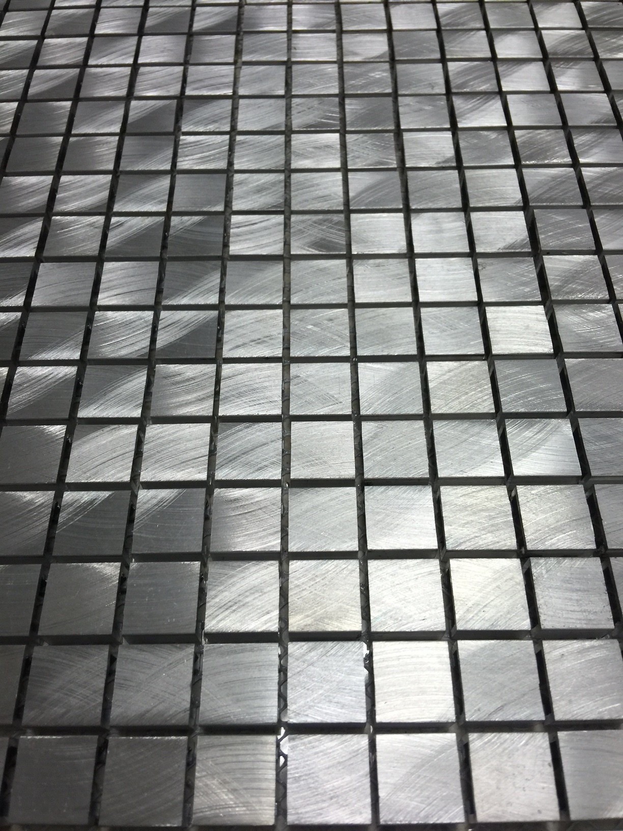 mosaico in alluminio spazzolato