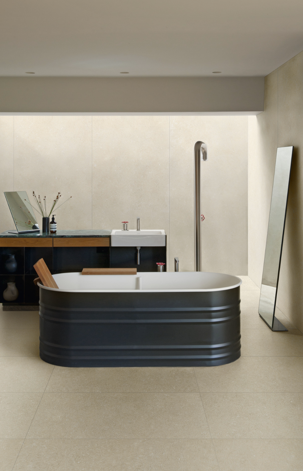 Pavimento e rivestimento in gres fine porcellanato Beige Naturale R10 serie MYSTONE BERICI by Marazzi