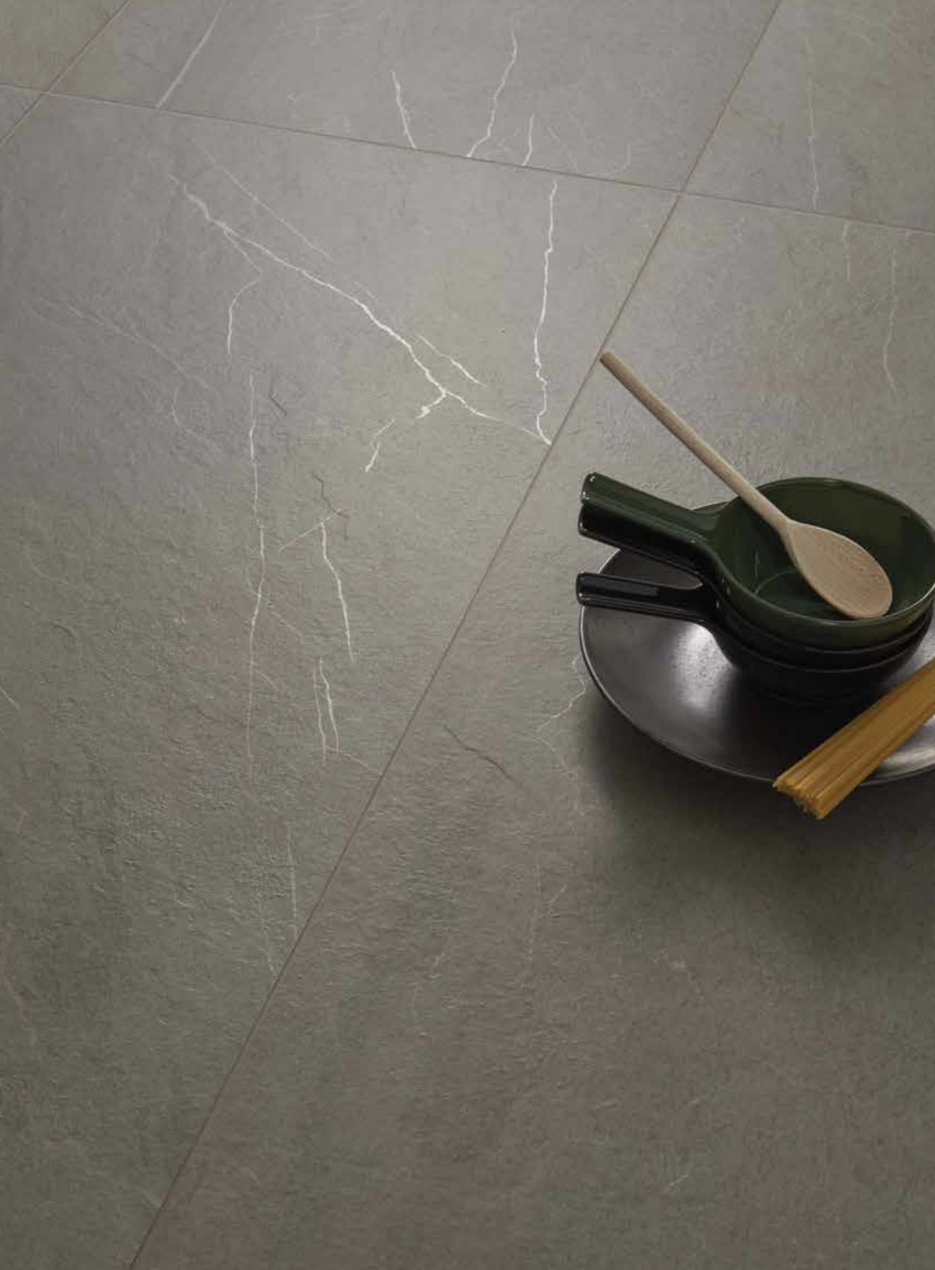 Pavimento e rivestimento in gres Angers Olive R11 2 cm by Ceramica Rondine