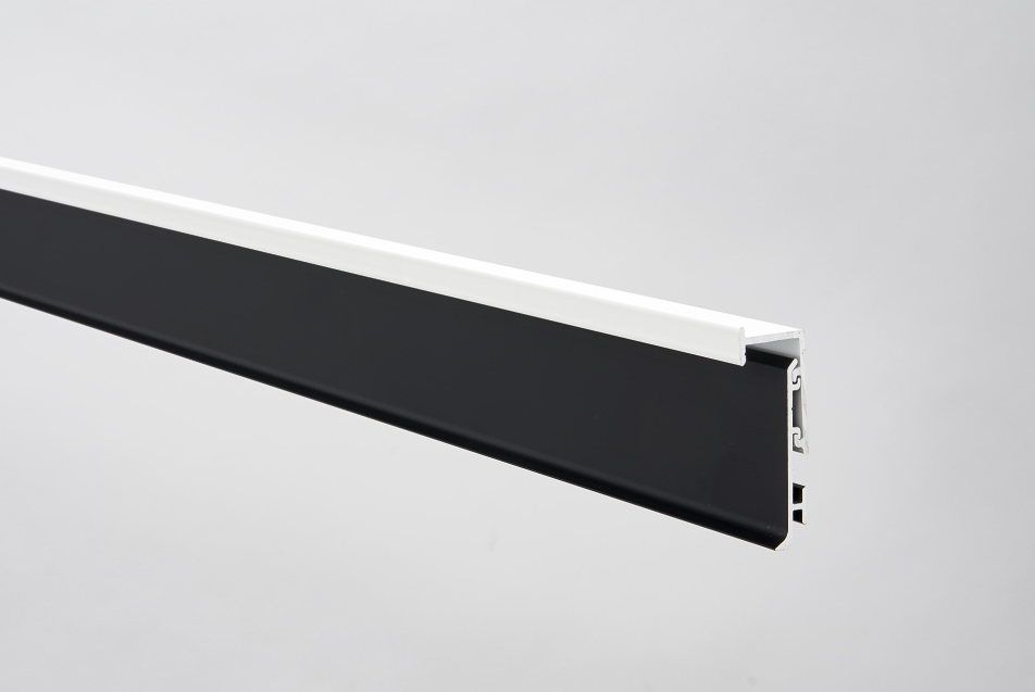Battiscopa in alluminio Shadow Nero Satinato