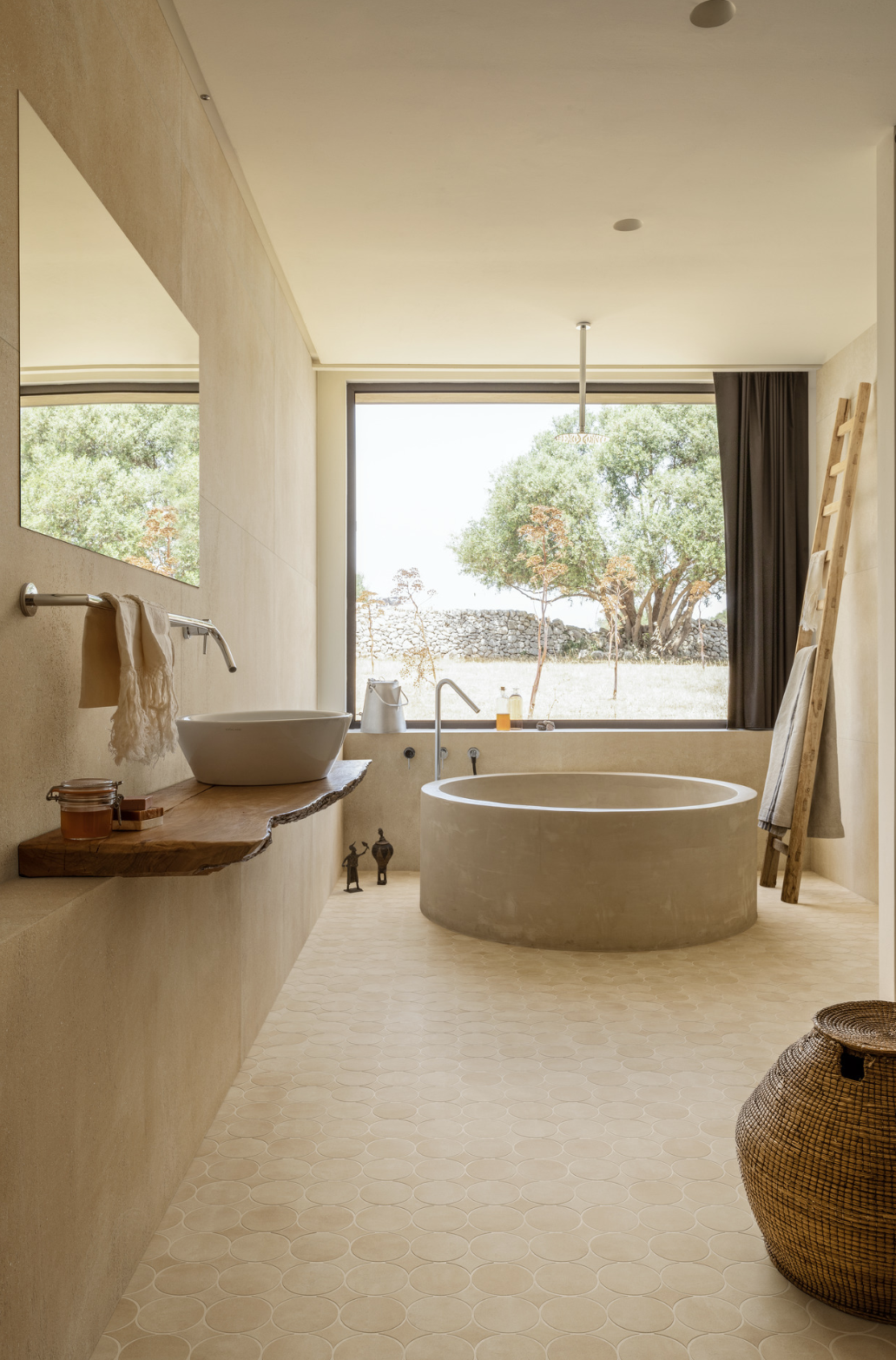 Pavimento e rivestimento in gres fine porcellanato serie SLOW Calce Naturale by Marazzi