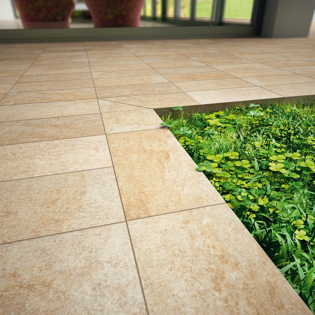 Pavimento in gres porcellanato per esterno Terraforte Beige R11