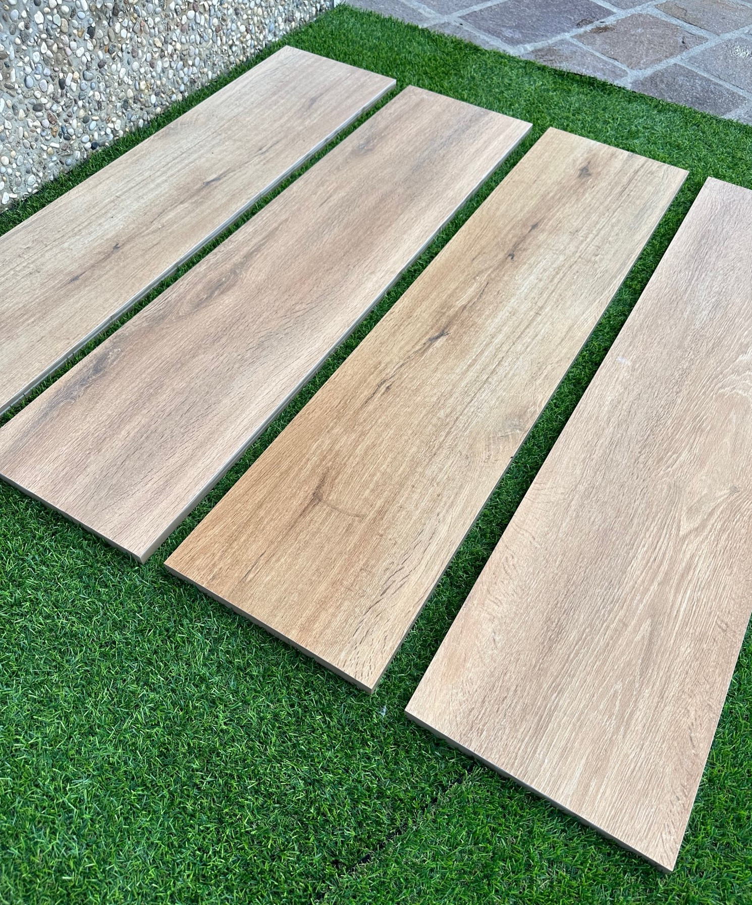 Firenze Naturale wood effect floating stoneware floor 30x122 2 cm thick

