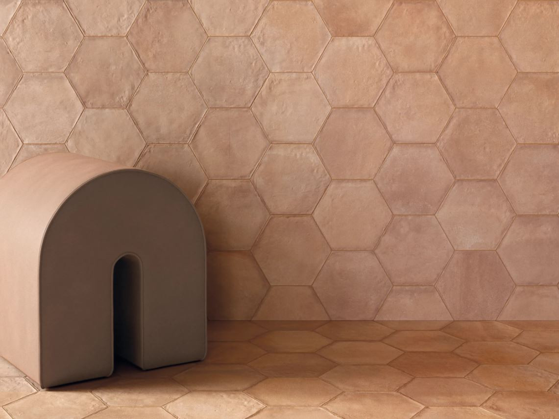 Hexagon in porcelain stoneware series FORME by Emilamica color PINK
