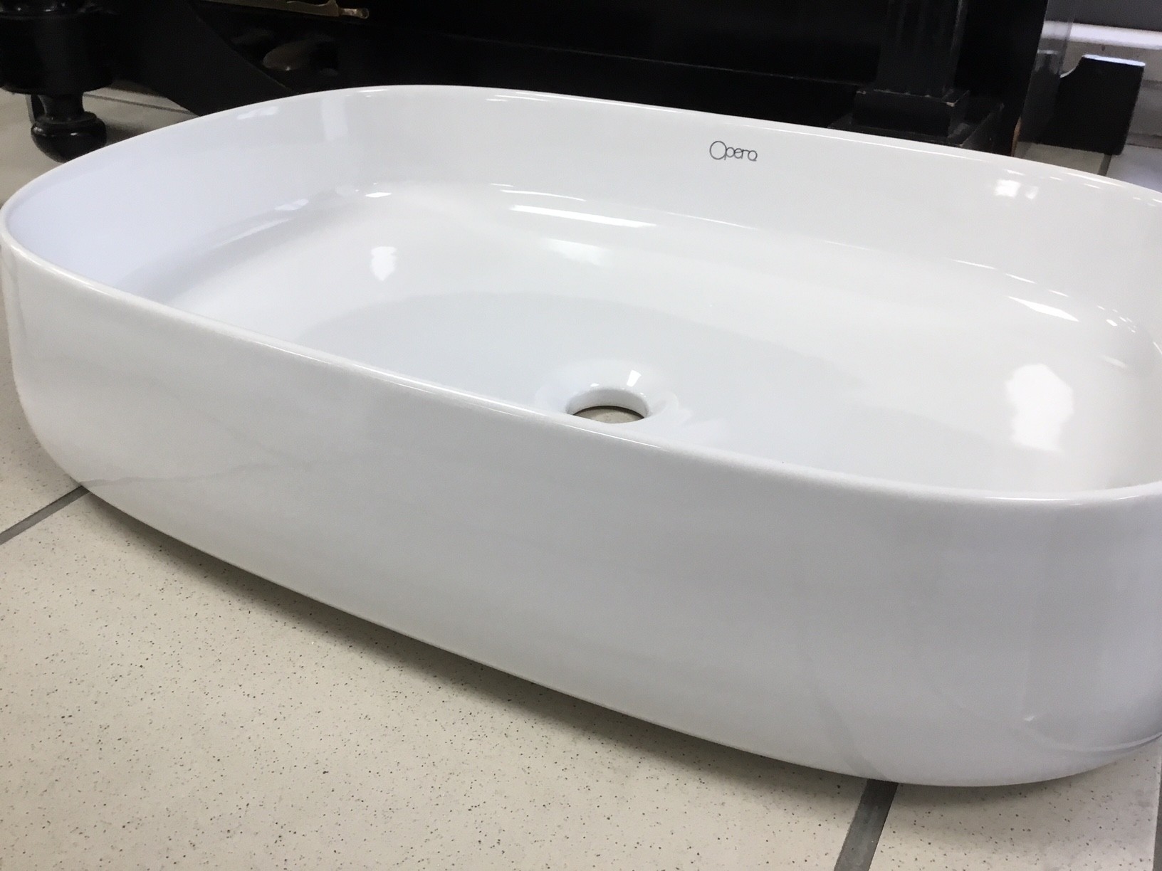 Aida White countertop washbasin 62x42
