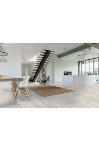 Wood-effect porcelain tile floor, 6.5 mm thick Natural Oak effect Bertolani  Store