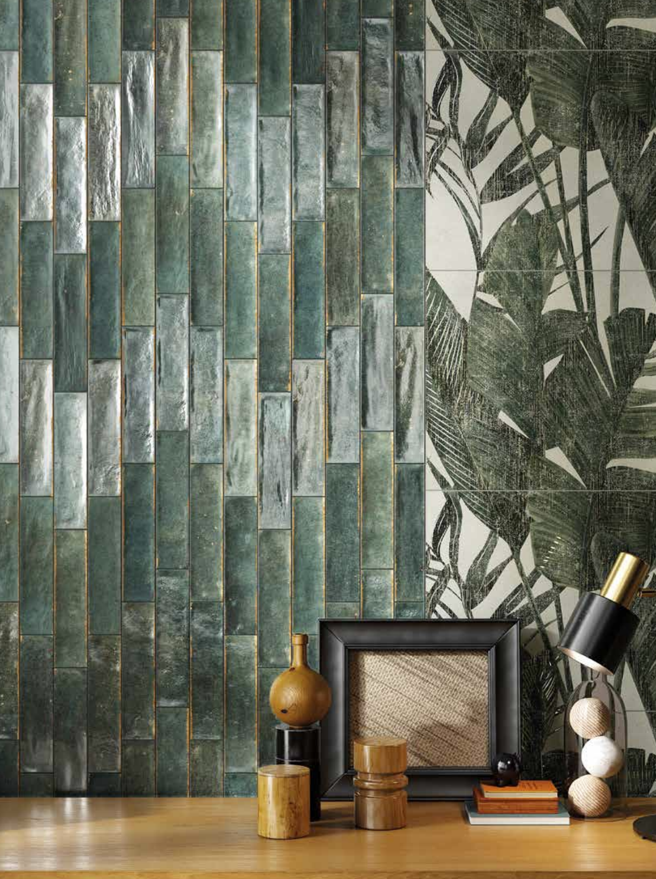 Wandfliese aus glasiertem Feinsteinzeug der Brick-Generation in der Farbe EMERALD NOHO von Ceramica Rondine
